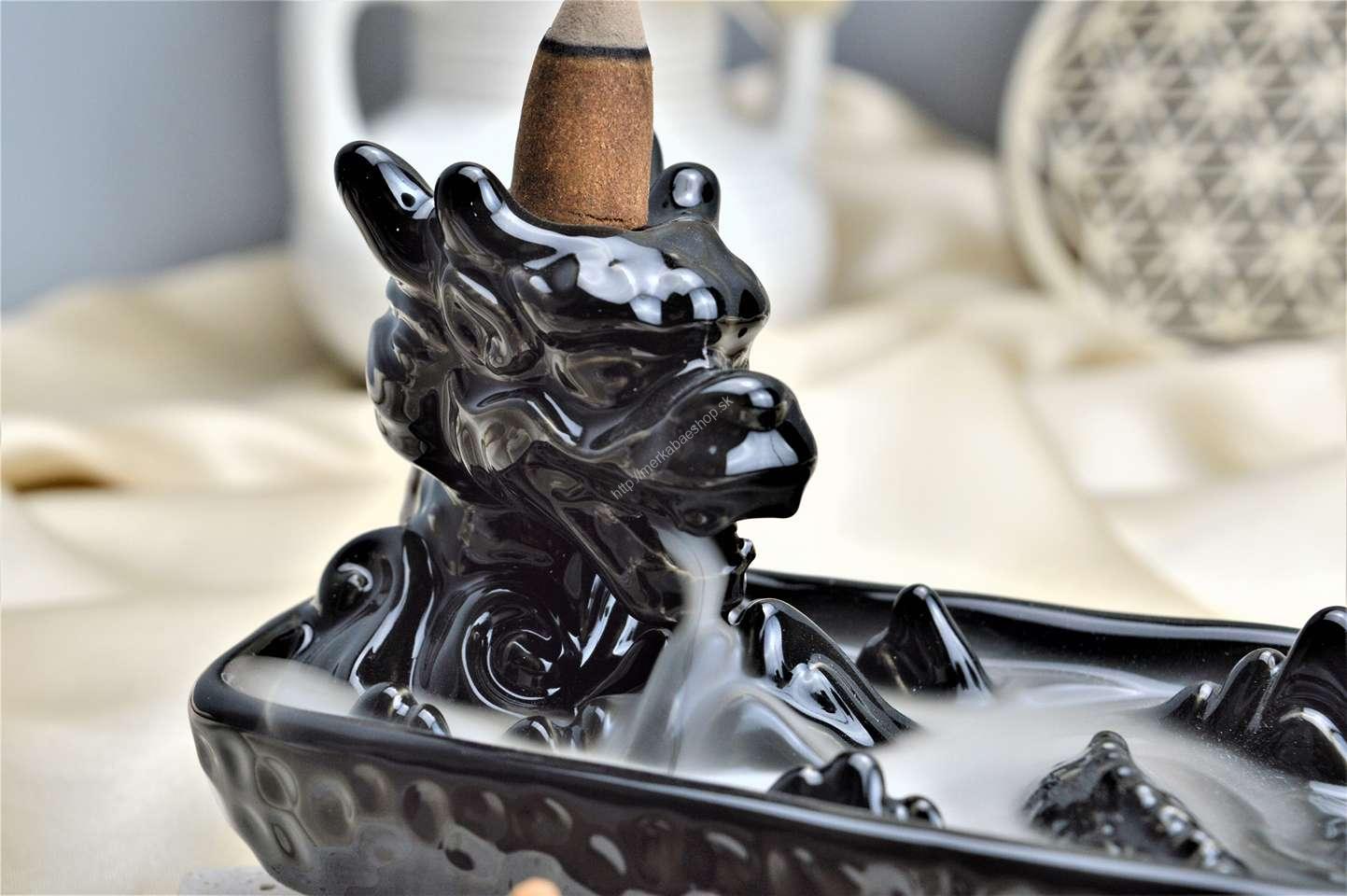 Stojan na Vonné Kužele "Tečúci Dym" Drak na Skale – Obrázok 2