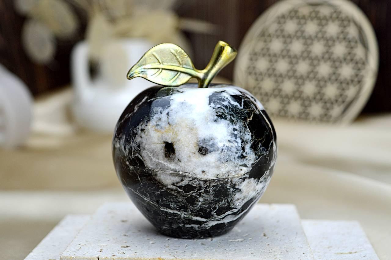 Jabĺčko Prosperity a Ochrany ČIERNY ÓNYX veľké #2