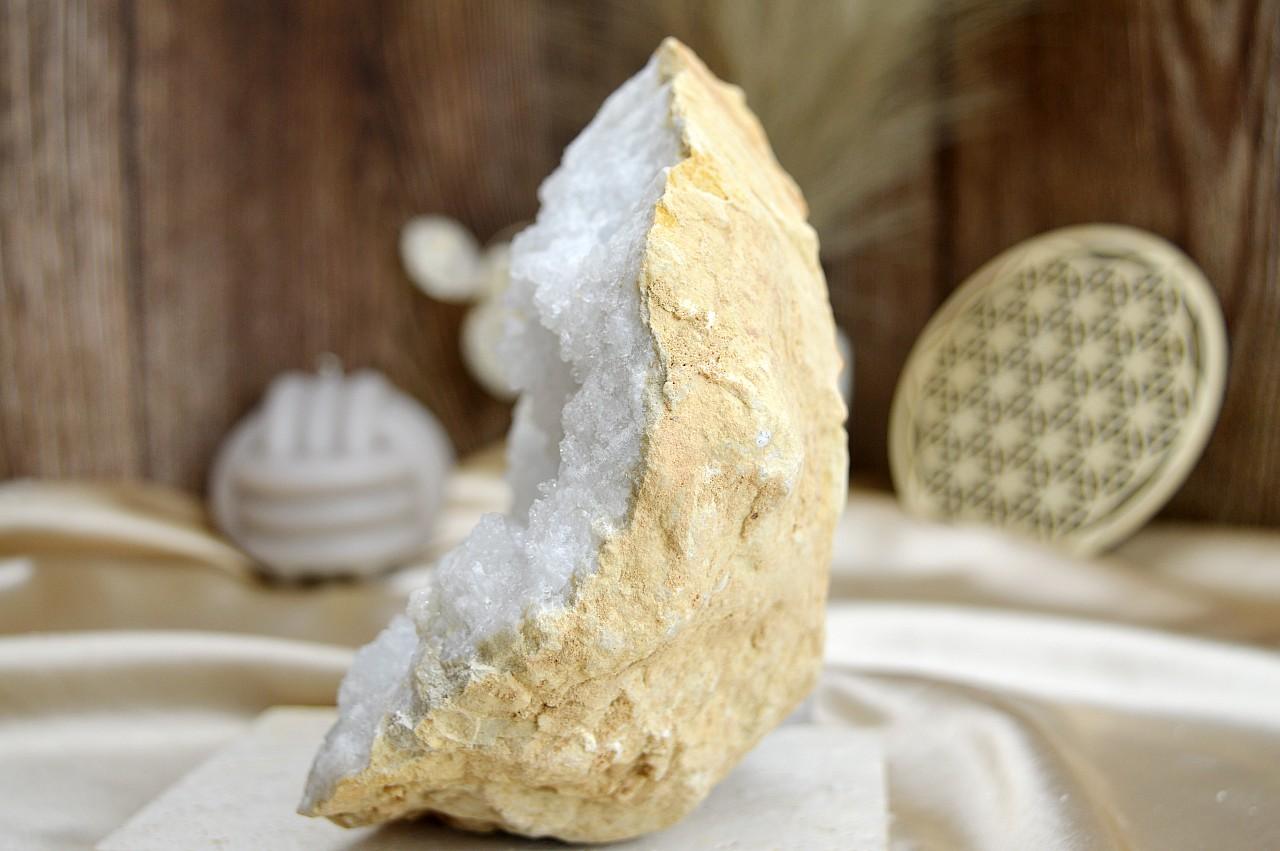 KRIŠTÁĽOVÁ geóda #2, 1,55 kg - Svetlo na Zemi, Majster liečiteľ, Manifestovanie, Sila, Energia – Obrázok 3