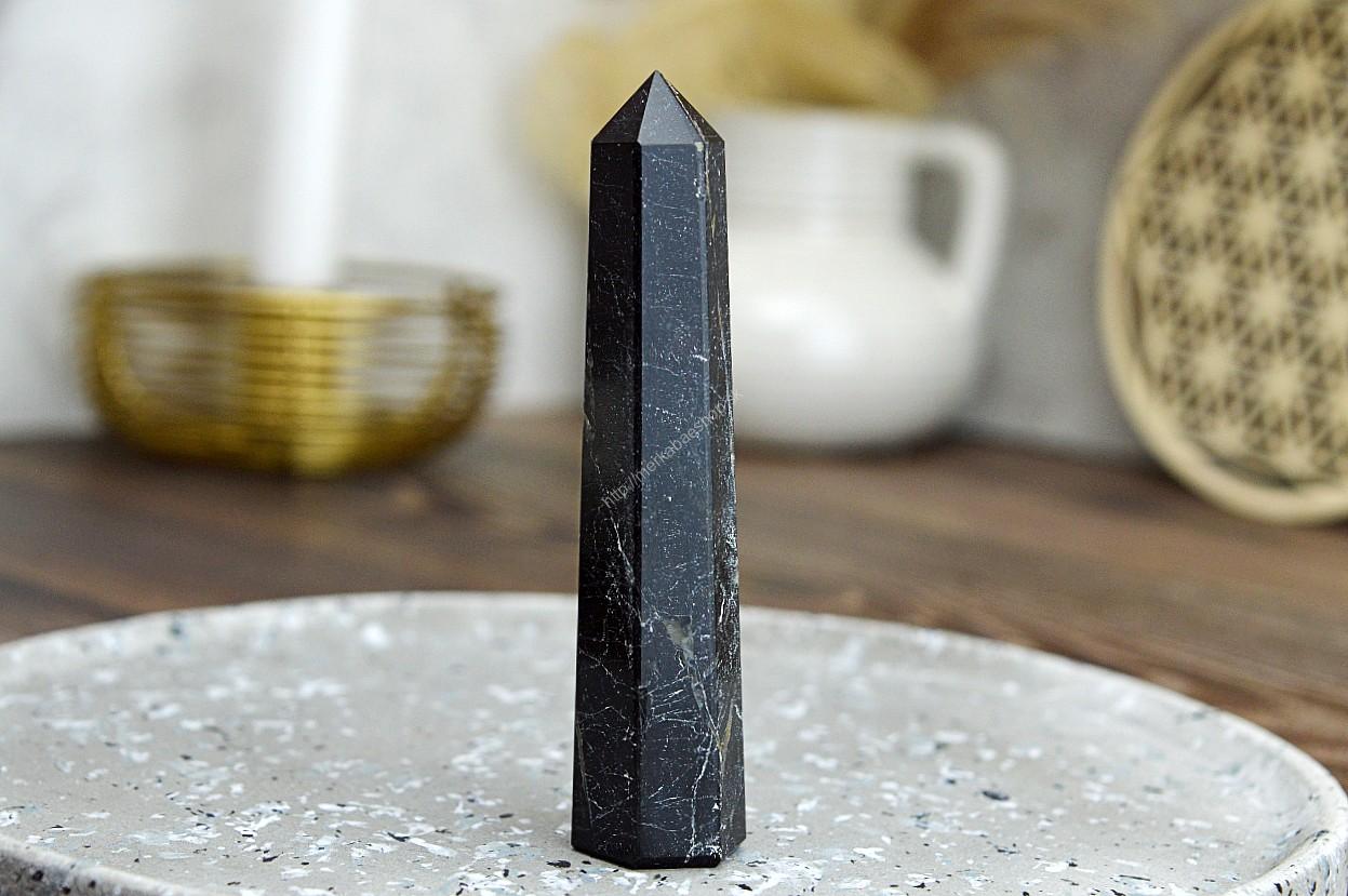 Generátor/Obelisk ČIERNY TURMALÍN/SKORYL #2 – Ochrana, Očista od toxickej energie, Zmierňuje stres a strach