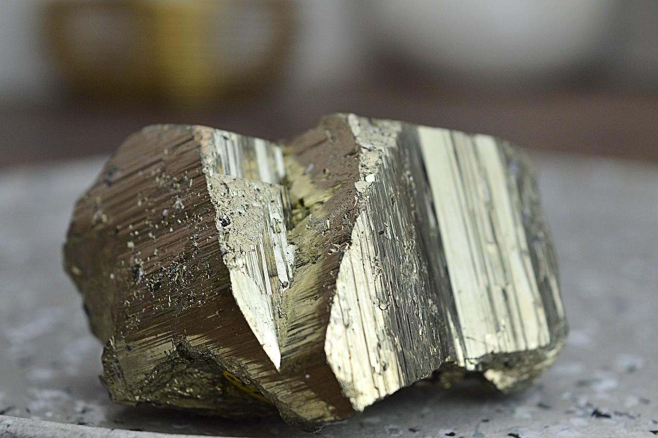 PYRITOVÁ drúza #18 Hojnosť, Šťastie, Ochrana, Manifestácia – Obrázok 2