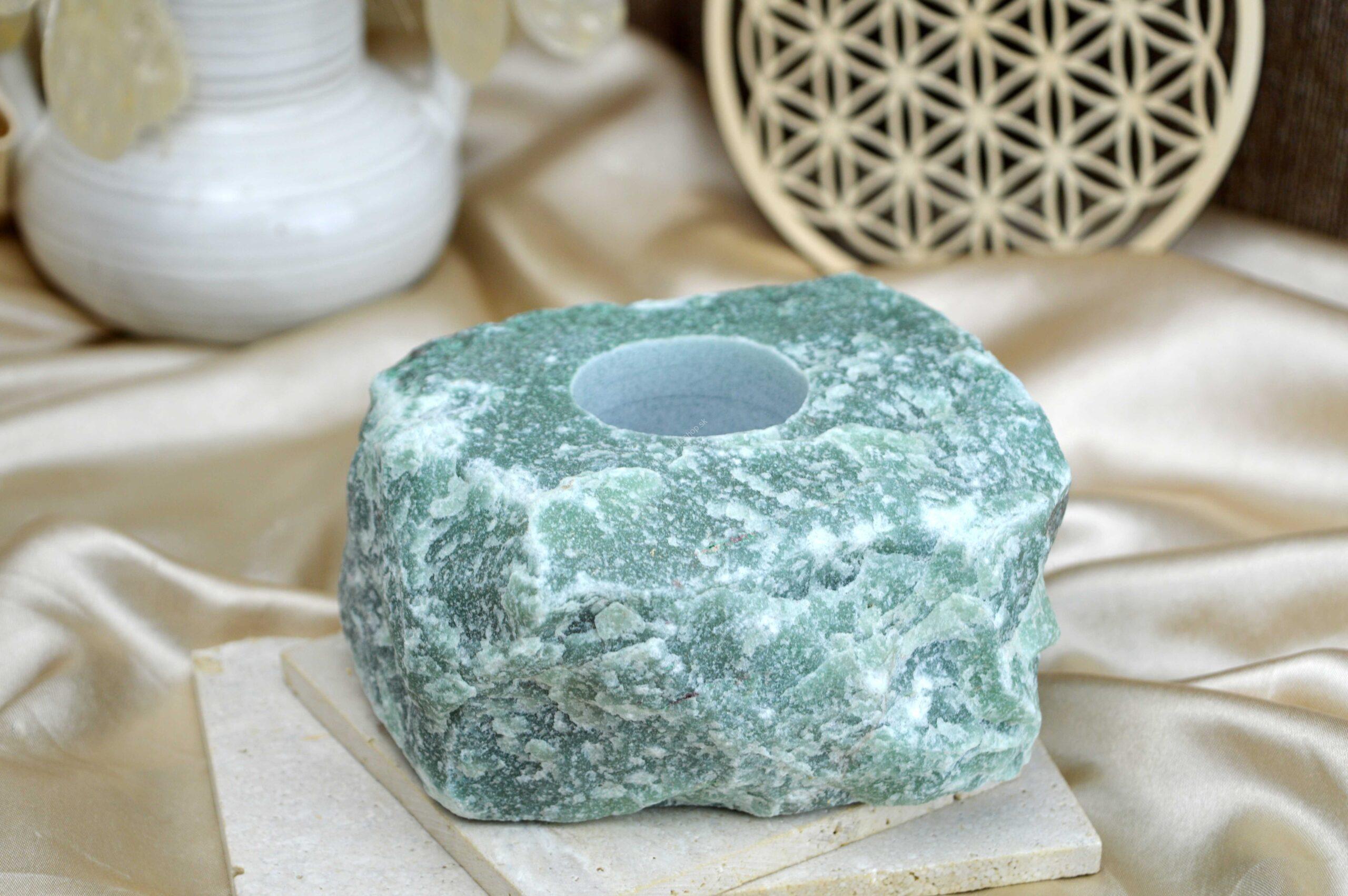 svietnik zo surového AVANTURÍNU- Štastie, Hojnosť, Srdce, Vitalita, Zdravie