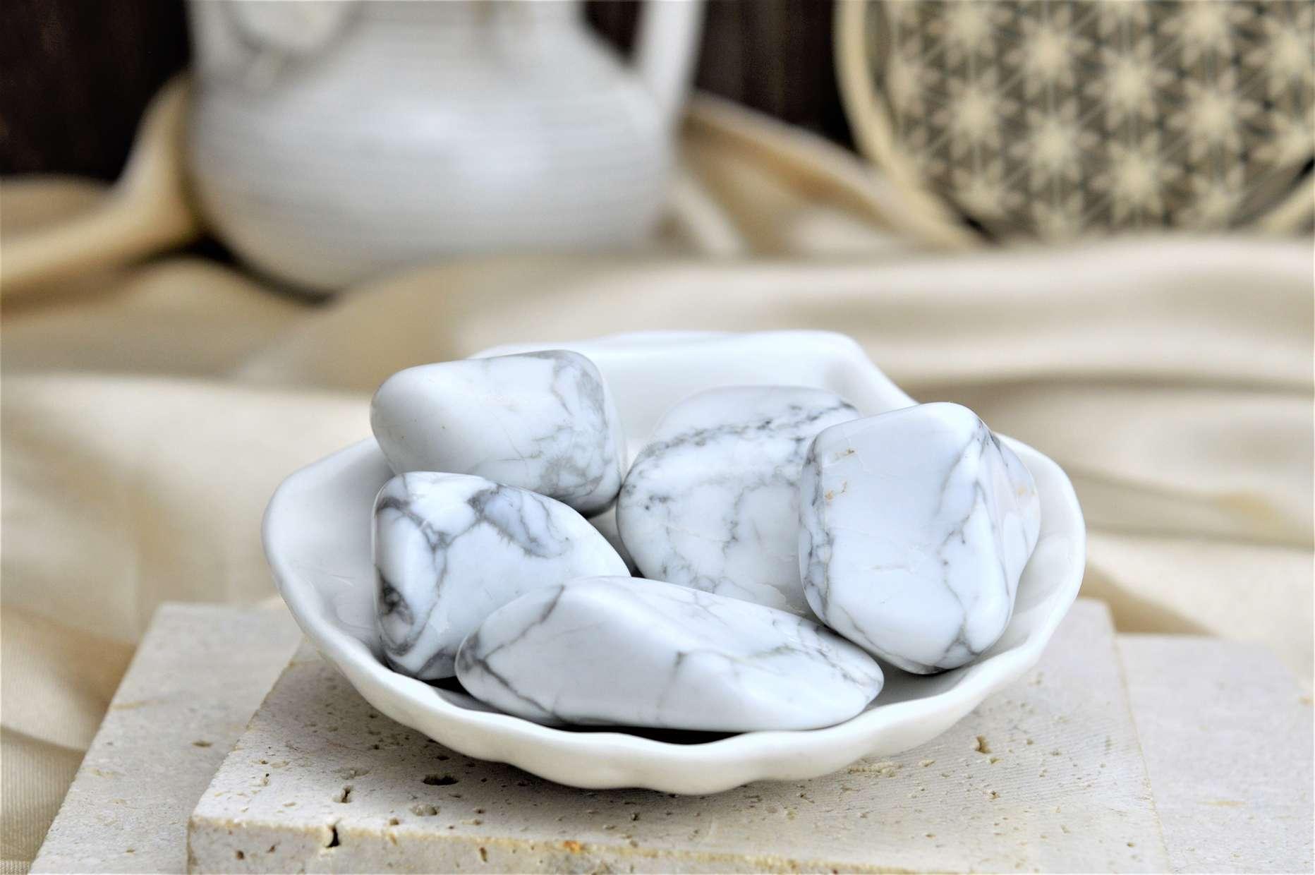 Kamienky MAGNEZIT/HOWLIT – Mier, Harmónia, Znižuje Obavy, Pokojný Spánok, Silné Kosti