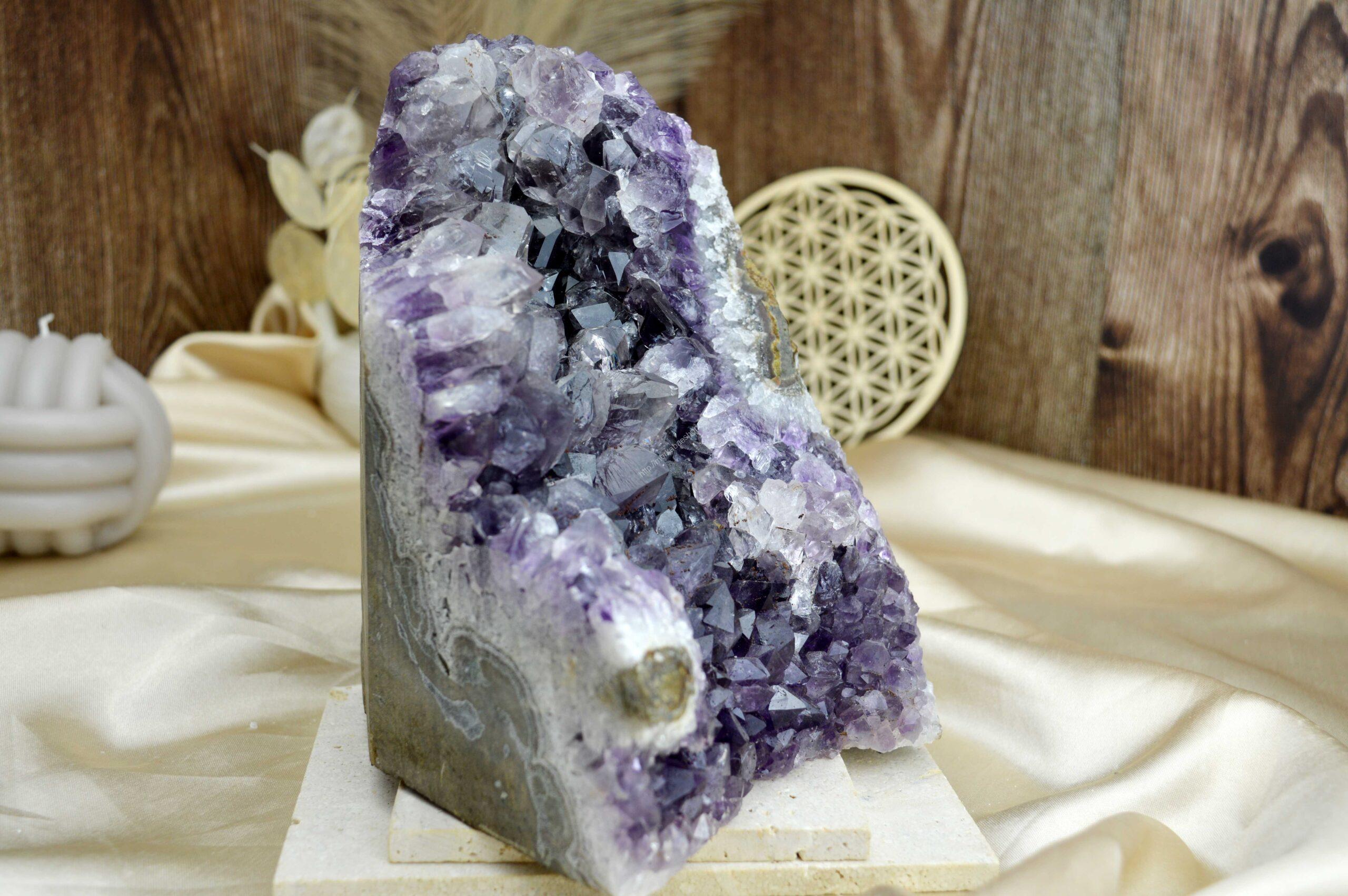 AMETYSTOVÁ drúza s dúhou #13- Božskosť, Intuícia, Rovnováha, pokojný Spánok-3 kg Extra kvalita Uruguay – Obrázok 3