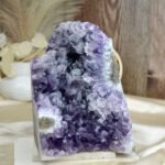 AMETYSTOVÁ drúza s dúhou #13- Božskosť, Intuícia, Rovnováha, pokojný Spánok-3 kg Extra kvalita Uruguay