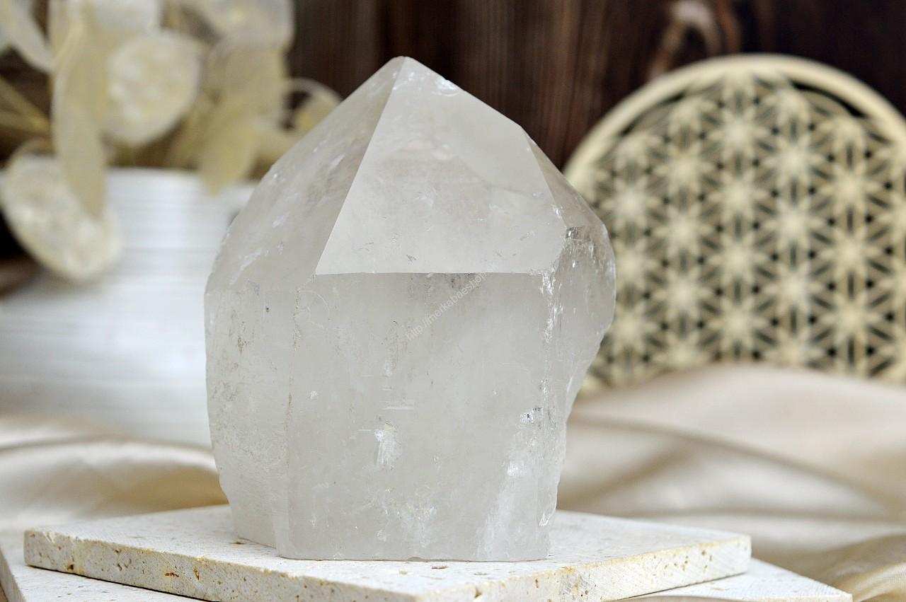 surový KRIŠTÁĽOVÝ generátor/ obelisk SVETLO NA ZEMI #8 s Dúhou