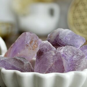 Surový AMETYST kamienky - Božskosť, Intuícia, Rovnováha, pokojný Spánok