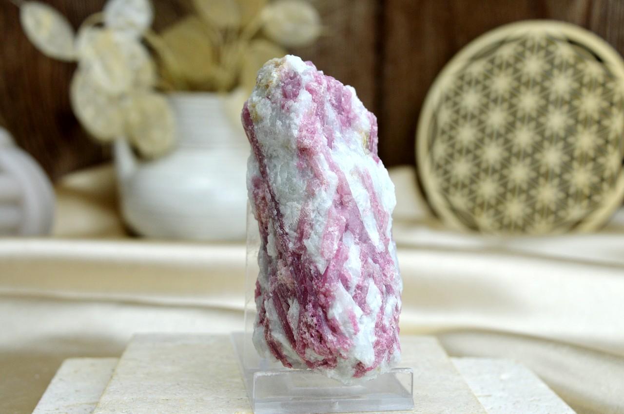 Surový RUBELIT/ČERVENÝ TURMALÍN #2 – Hlboké liečenie, Šťastie, Láska, Podpora Libida