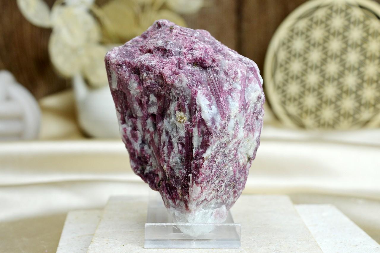 Surový RUBELIT/ČERVENÝ TURMALÍN #7 -0,37Kg- EXTRA KVALITA – Hlboké liečenie, Šťastie, Láska, Podpora Libida (Kópia)