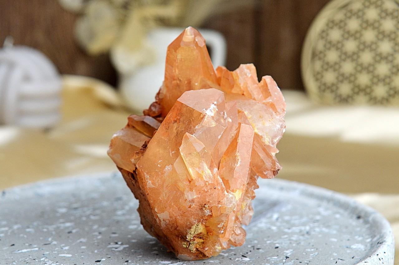 Drúza KRIŠTÁĽ TANGERIT/Krištáľ s Hematitom #1 - Energia, Ochrana, Rovnováha, Nové začiatky – Obrázok 3