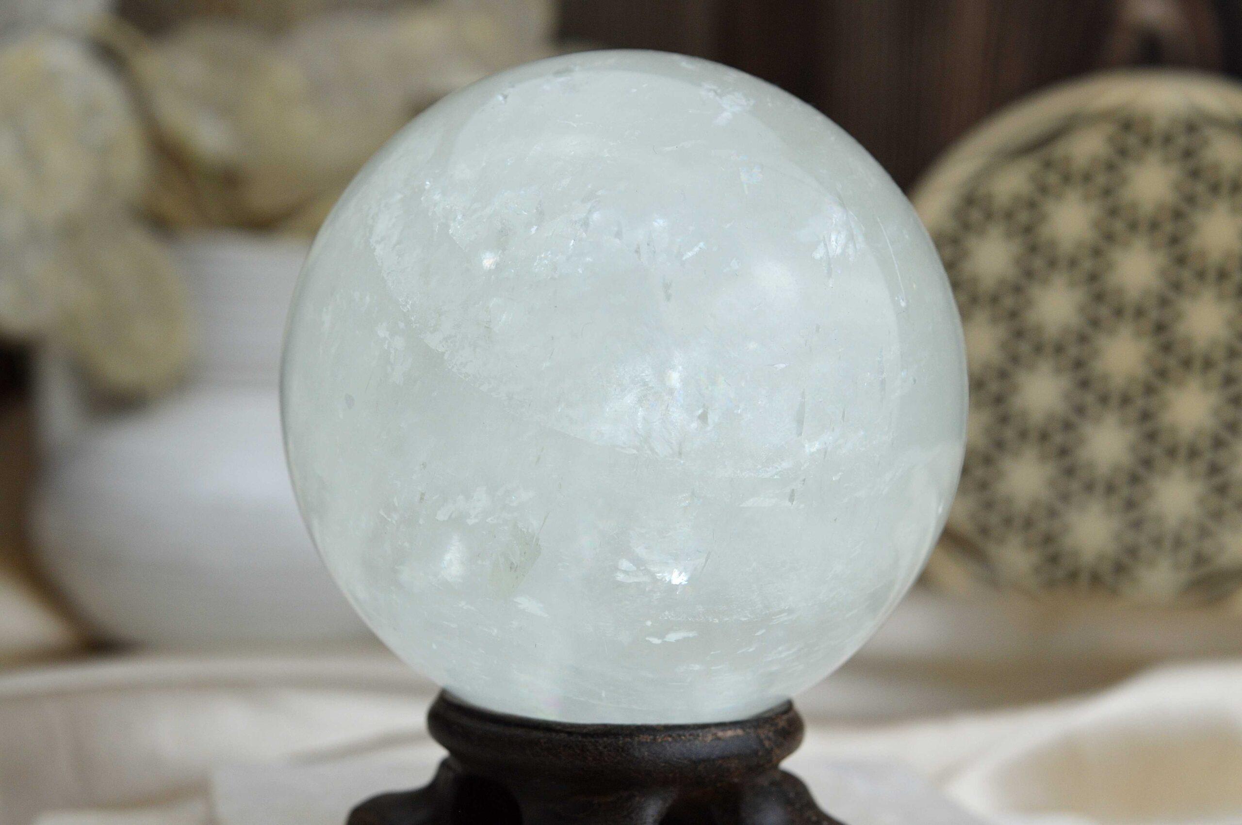 Guľa KALCIT – Radosť, Sexualita, Kreativita, Energia, Vzťahy 0,63kg