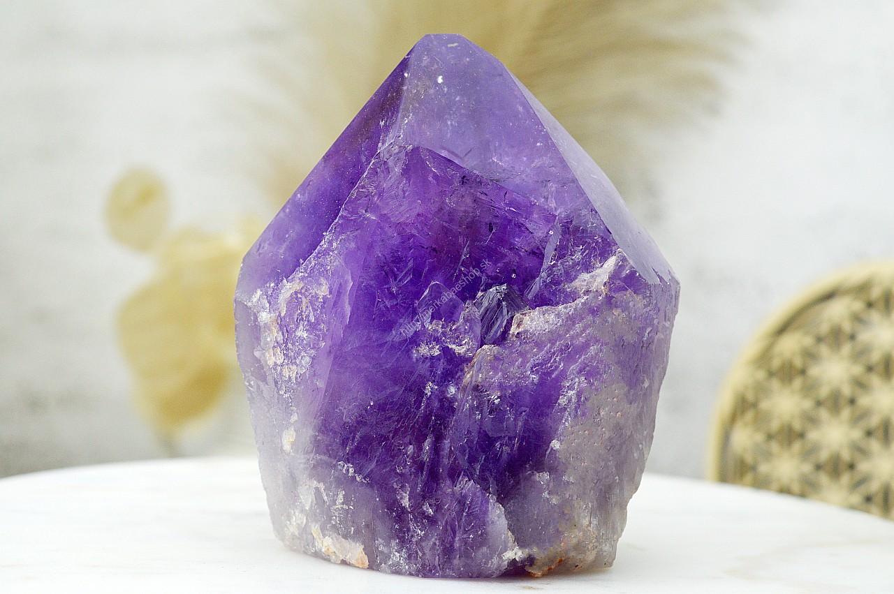 AMETYSTOVÝ surový hrot Božskej Energie a Mieru s Dúhou 1 Extra Kvalita