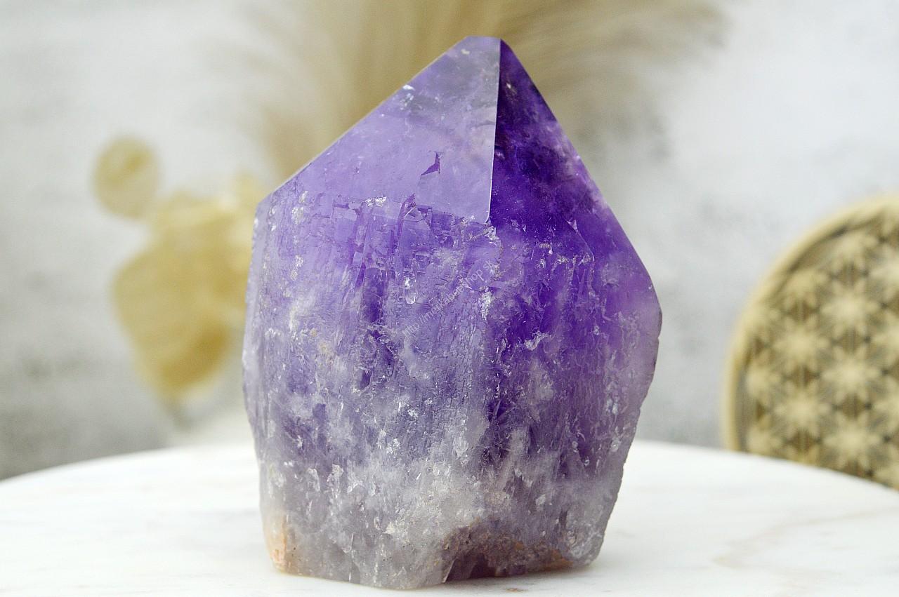 AMETYSTOVÝ surový hrot Božskej Energie a Mieru s Dúhou 1 Extra Kvalita