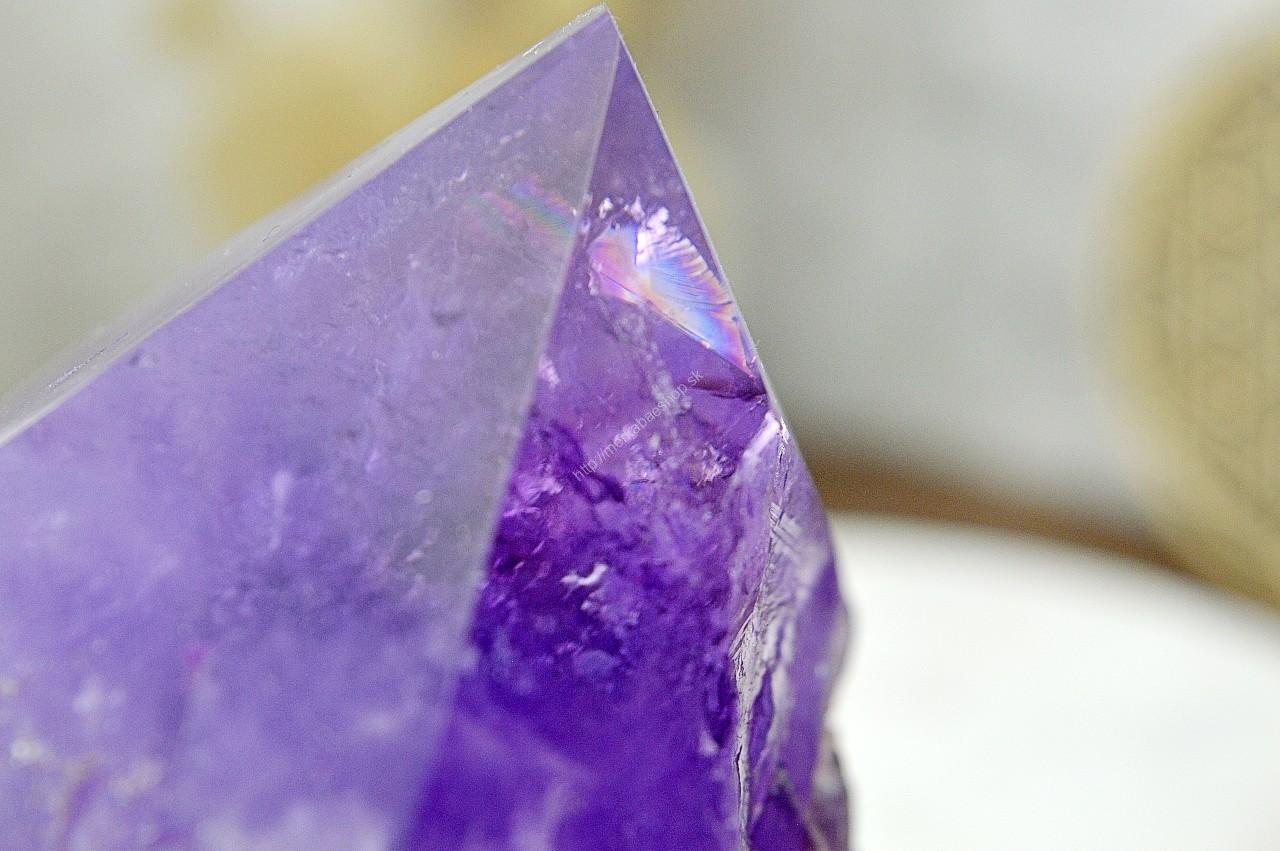 AMETYSTOVÝ surový hrot Božskej Energie a Mieru s Dúhou 1 Extra Kvalita – Obrázok 4