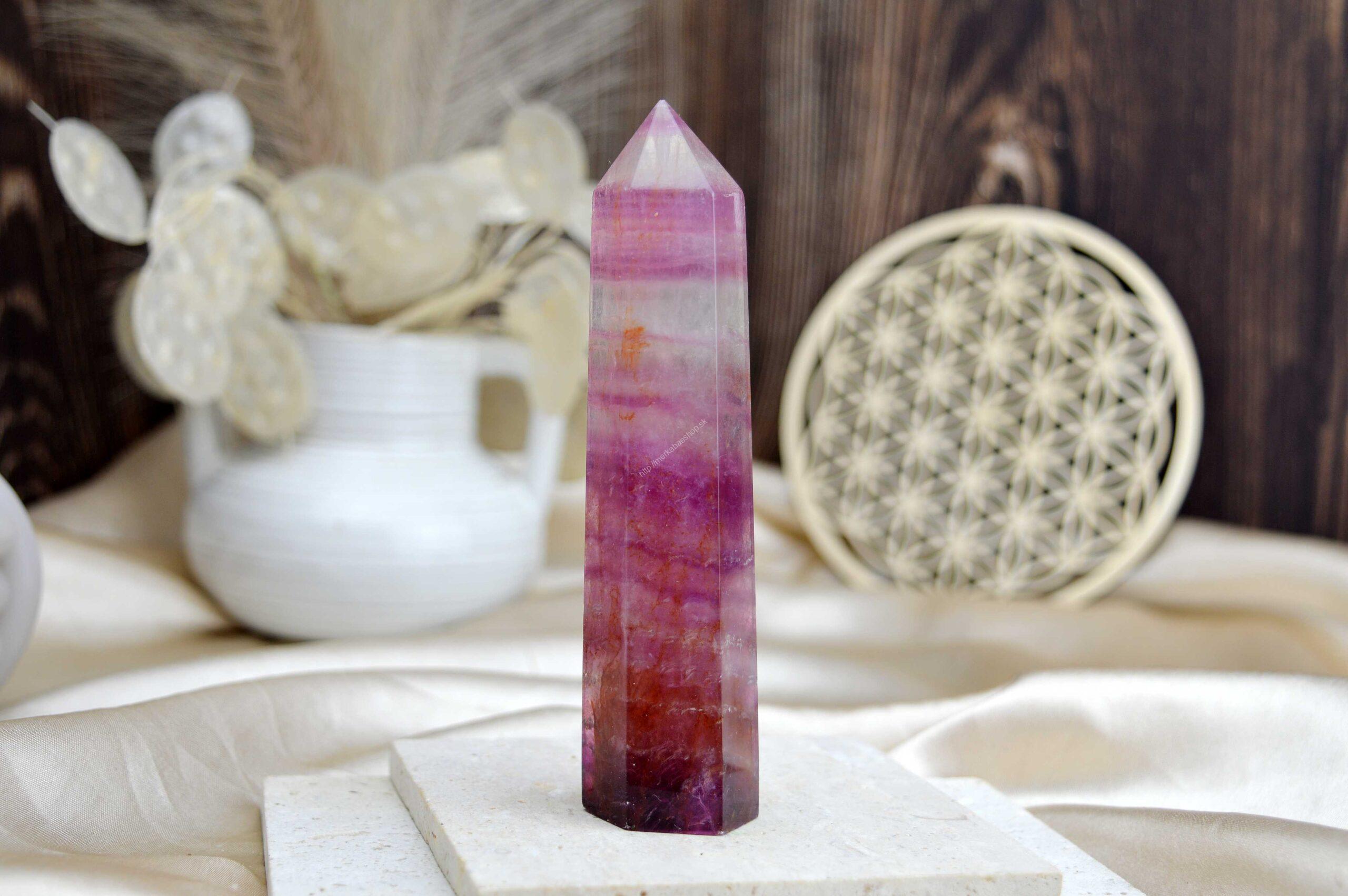 Generátor z z FLUORITU Dúhového #1 - Jasná myseľ, Sústredenie, Božskosť, Uvoľnenie napätia