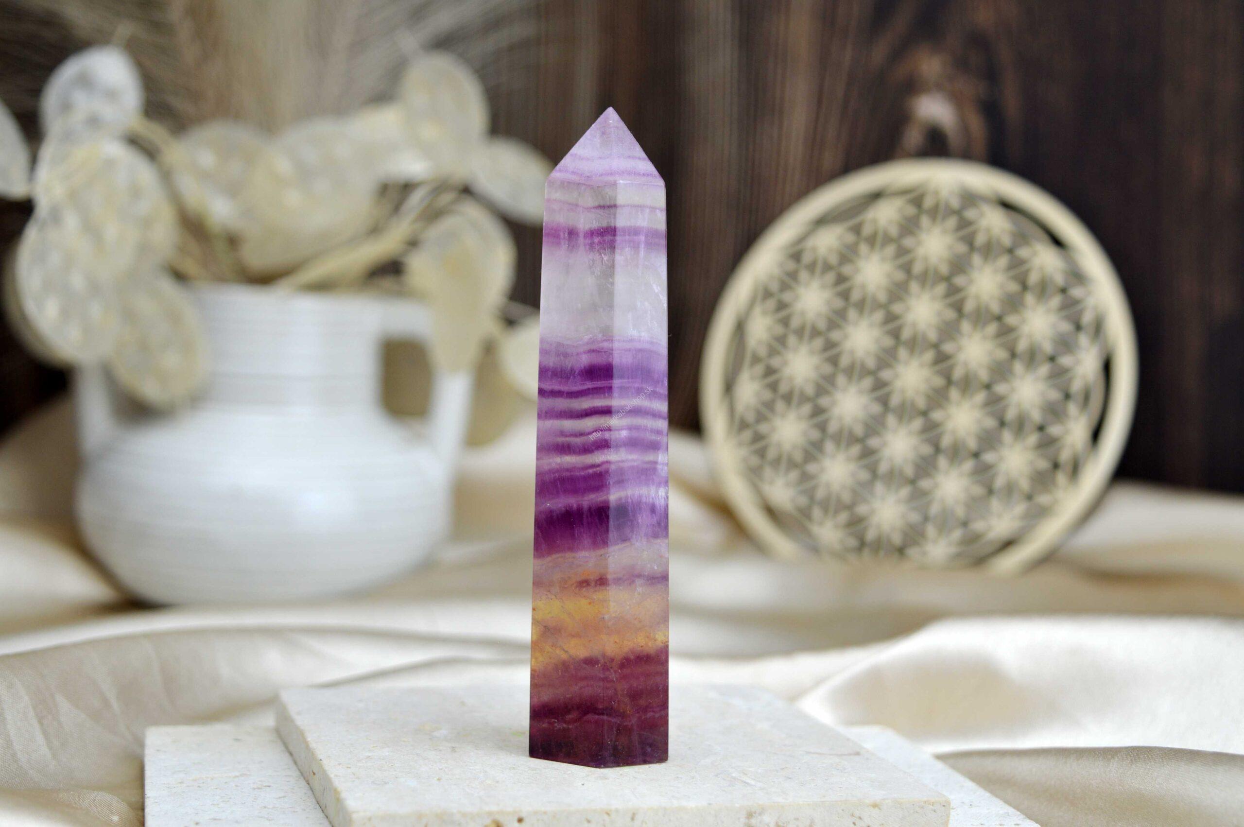 Generátor z FLUORITU Dúhového #4 - Jasná myseľ, Sústredenie, Božskosť, Uvoľnenie napätia