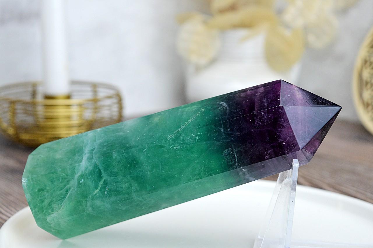 Generátor/obelisk z FLUORITU DÚHOVÉHO #13 - Sústredenie, Pamäť, Intuícia, Ochrana, Božskosť, Dosiahnutie cieľov – Obrázok 2