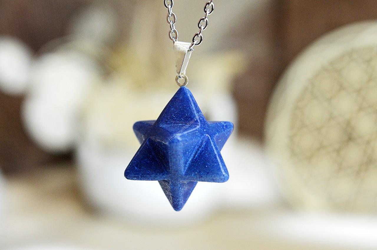 Prívesok MERKABA z KREMEŇU MODRÉHO na kožke