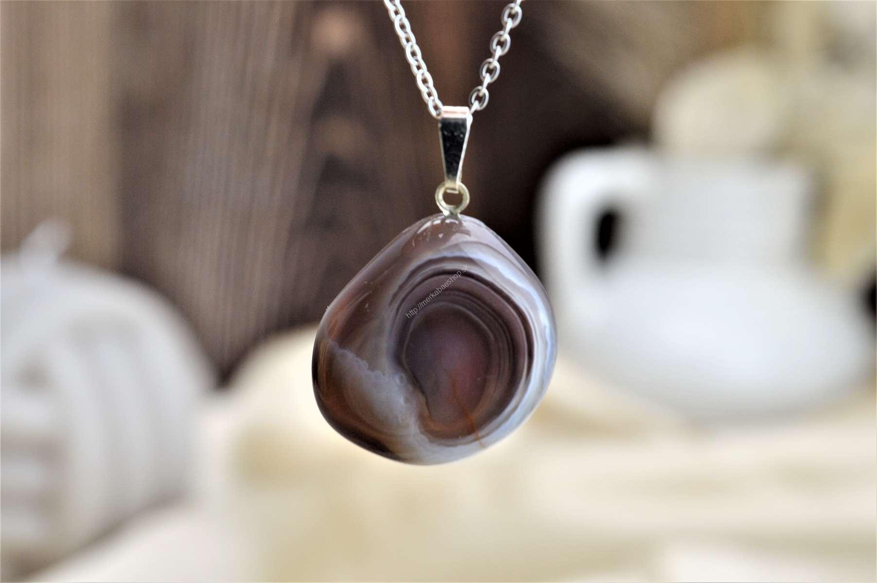 prívesok Achát šedý 3 na kožke