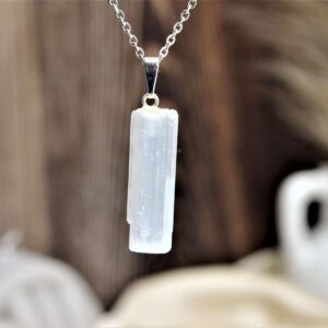 prívesok SELENIT - Duchovné vedenie, Liečenie, Vysoké vibrácie, Autentickosť, Ochrana