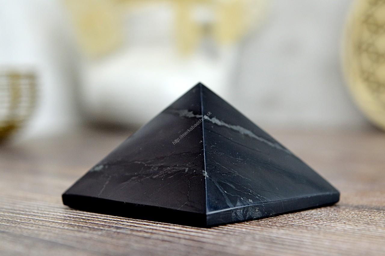 ŠUNGITOVÁ Pyramída 5x5cm - Harmonizácia Geopatogénnych zón a Elektrosmogu, Ochrana, Energia