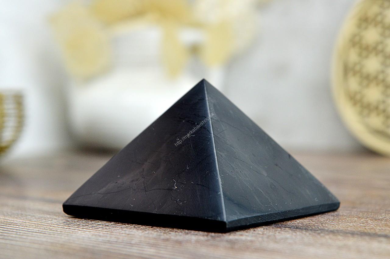 ŠUNGITOVÁ Pyramída 6x6cm - Harmonizácia Geopatogénnych zón a Elektrosmogu, Ochrana, Energia