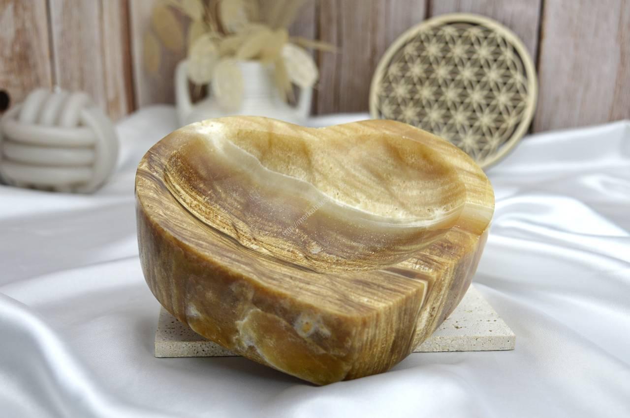 Miska Bohyne Matky Zeme zo žltého ARAGONITU srdiečko #3 1,2kg