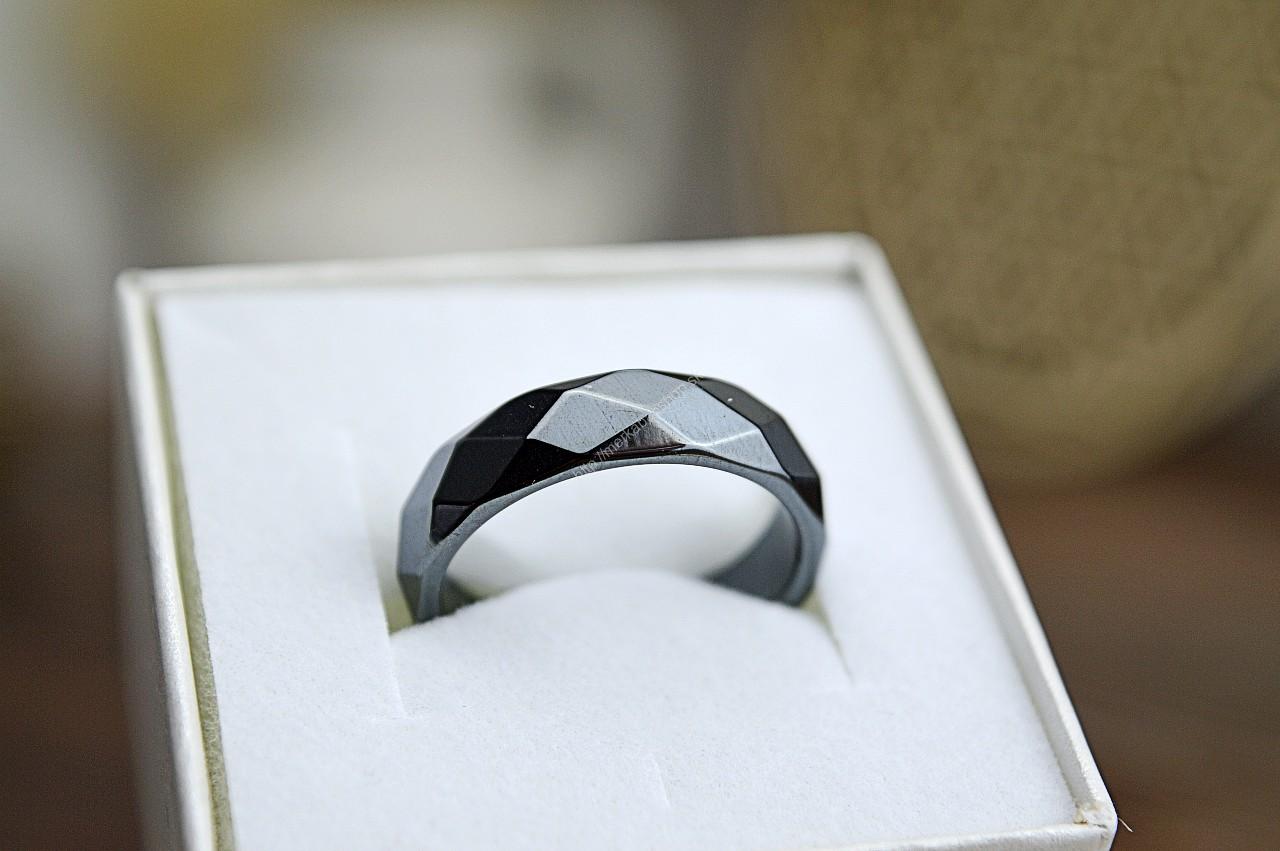 Prsteň HEMATIT fazetovaný  - Ochrana, Energetický štít, Harmonizácia Jin Jang, Silné Uzemnenie, Tvorba Železa