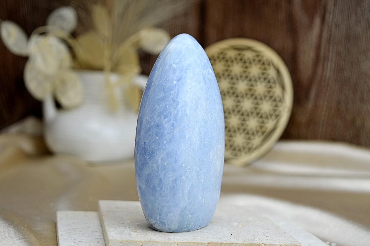 Free Form KALCIT modrý #2 - Vnútorný mier, Upokojenie, Komunikácia, Zosilňovač energie – Obrázok 2