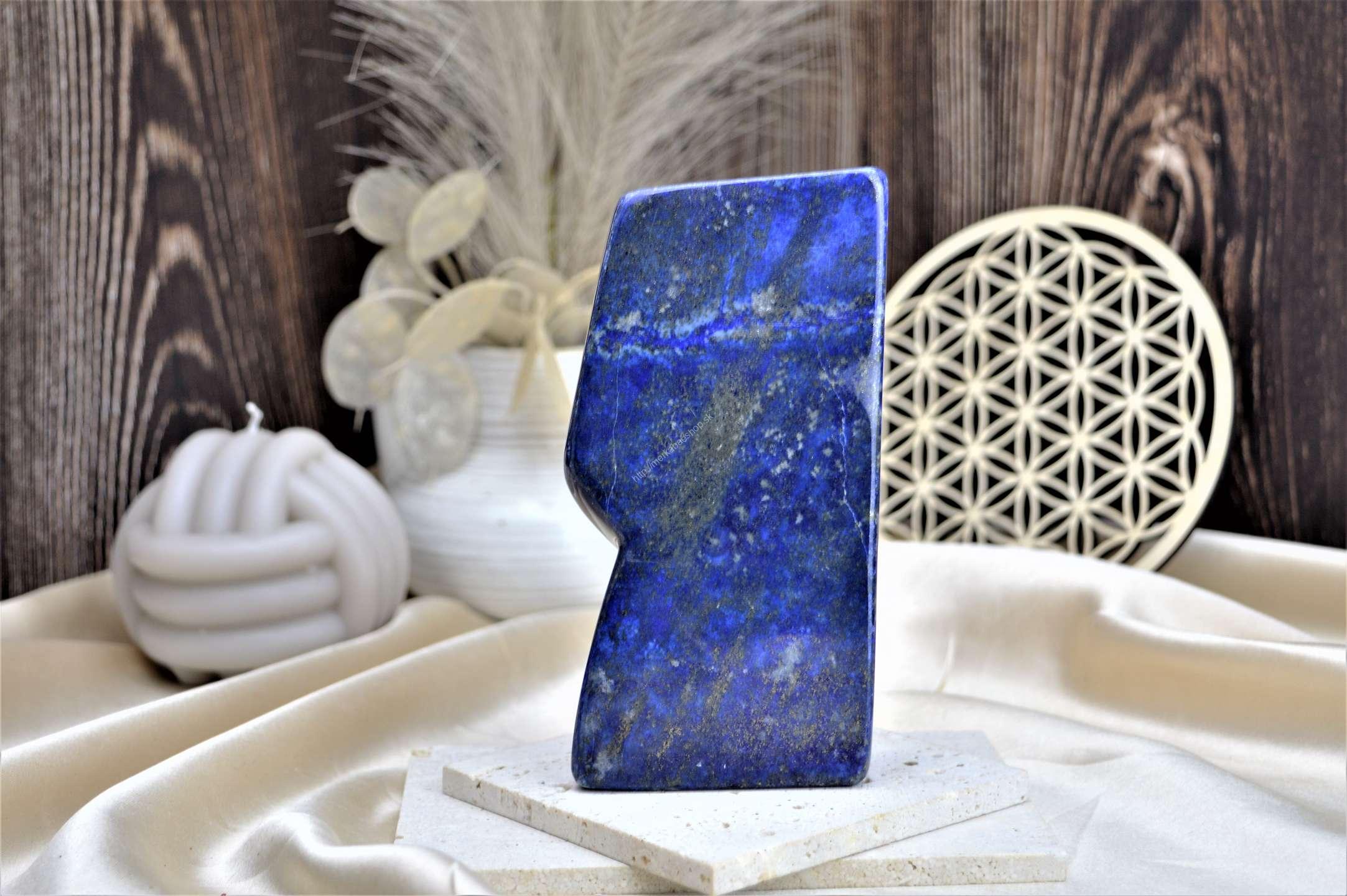 Free Form LAPIS LAZULI 0,82 kg 6 Múdrosť, Intuícia, Psychická Rovnováha, Sebavedomie, Vizualizácia – Obrázok 4