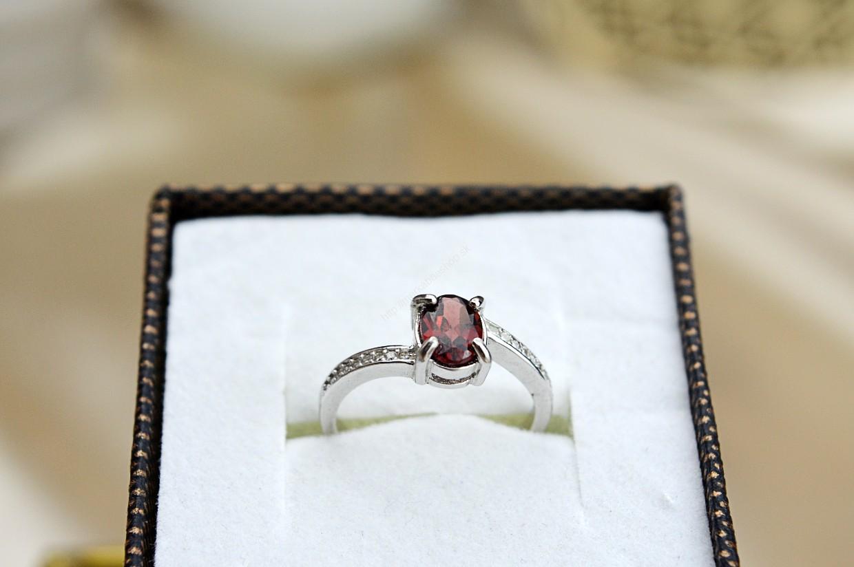 Strieborný prsteň GRANÁT briliant #2 - Životná Sila, Láska, Úľava od Depresií, Energetický Štít