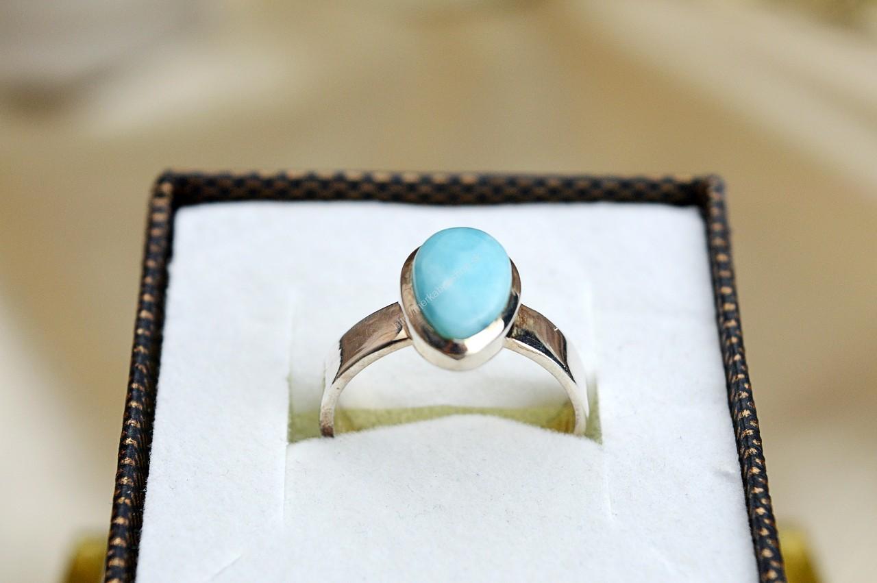 Prsteň LARIMAR #1 Ag925/1000 – Energia Bohyne, Komunikácia, Upokojenie, Znižuje prejavy paniky a úzkosti