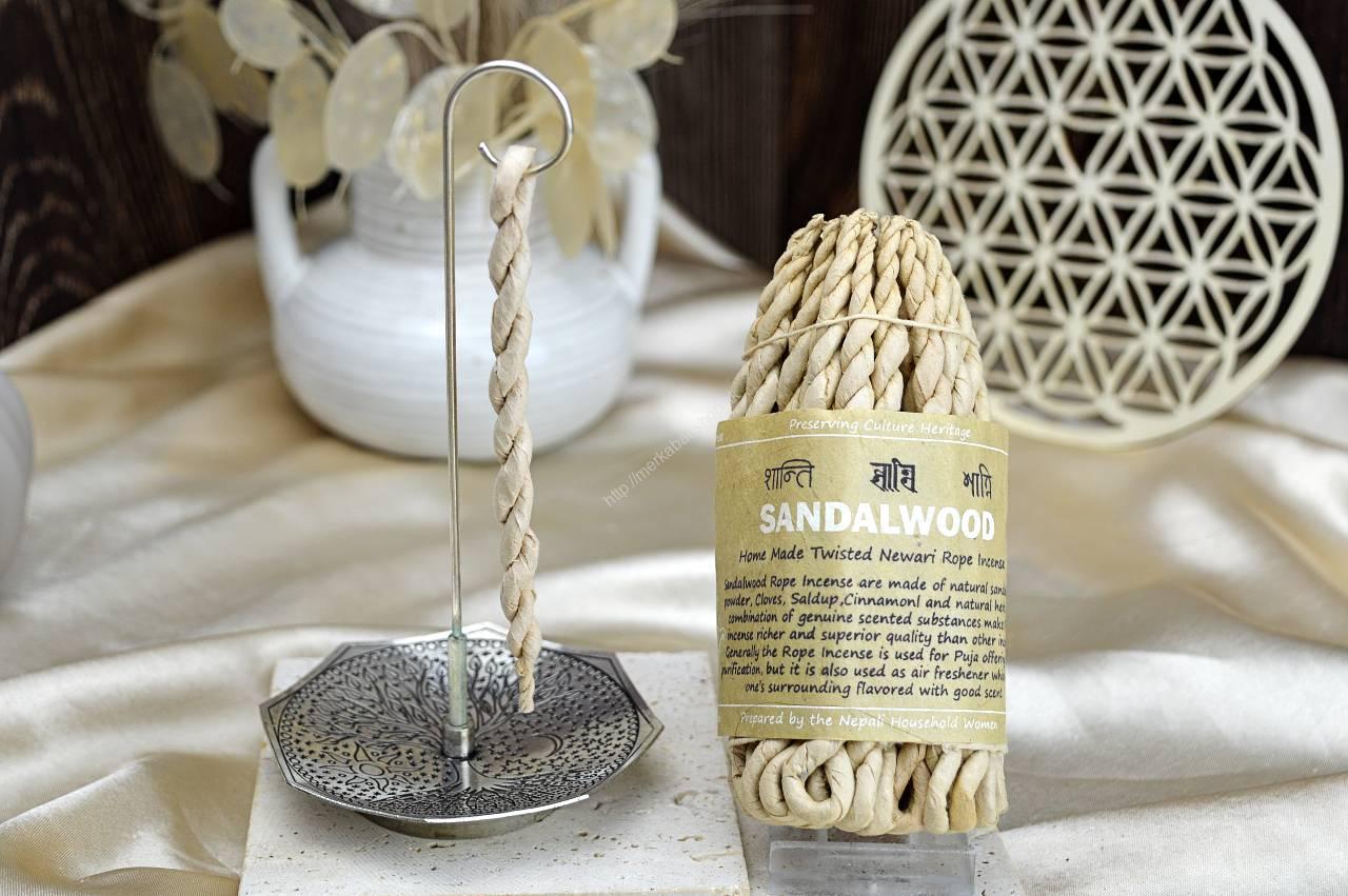 45ks Bylinné vonné povrázky SANDALWOOD + korenie ( očista, upokojenie, dezinfekcia)