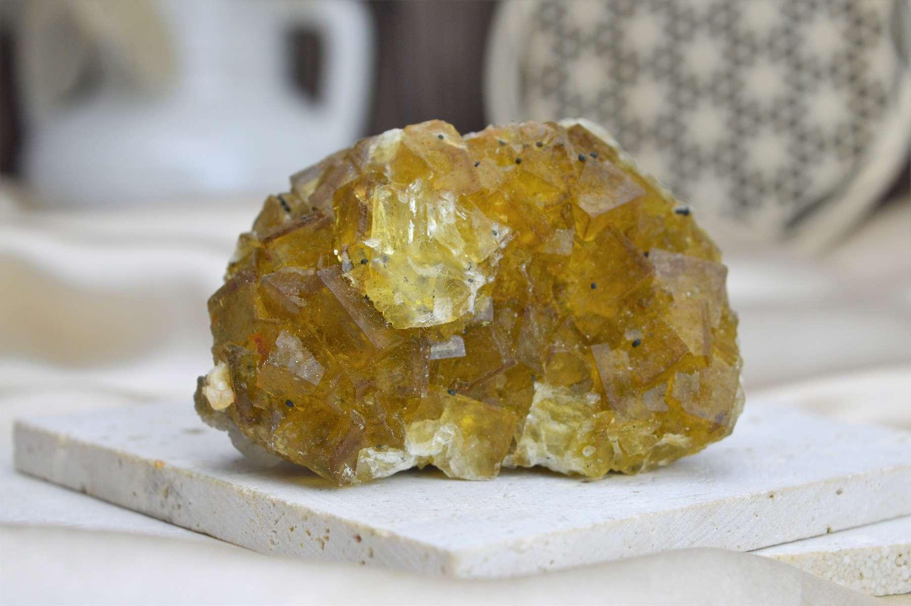 Zbierková drúza FLUORIT ŽLTÝ s APOFYLITOM #1