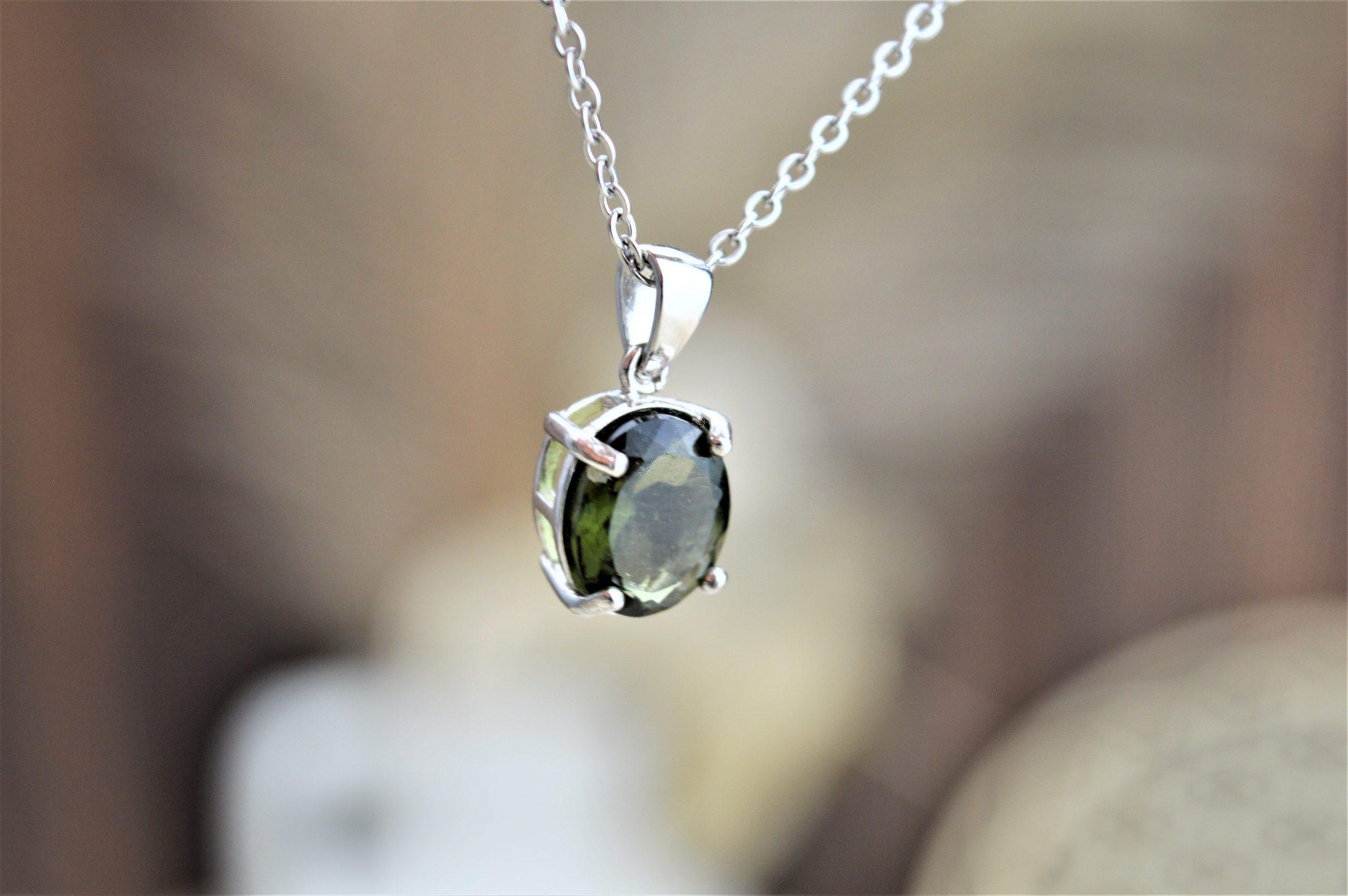 Prívesok Vltavín/Moldavit Diamant 3 Ag925/1000 Kameň nového Veku