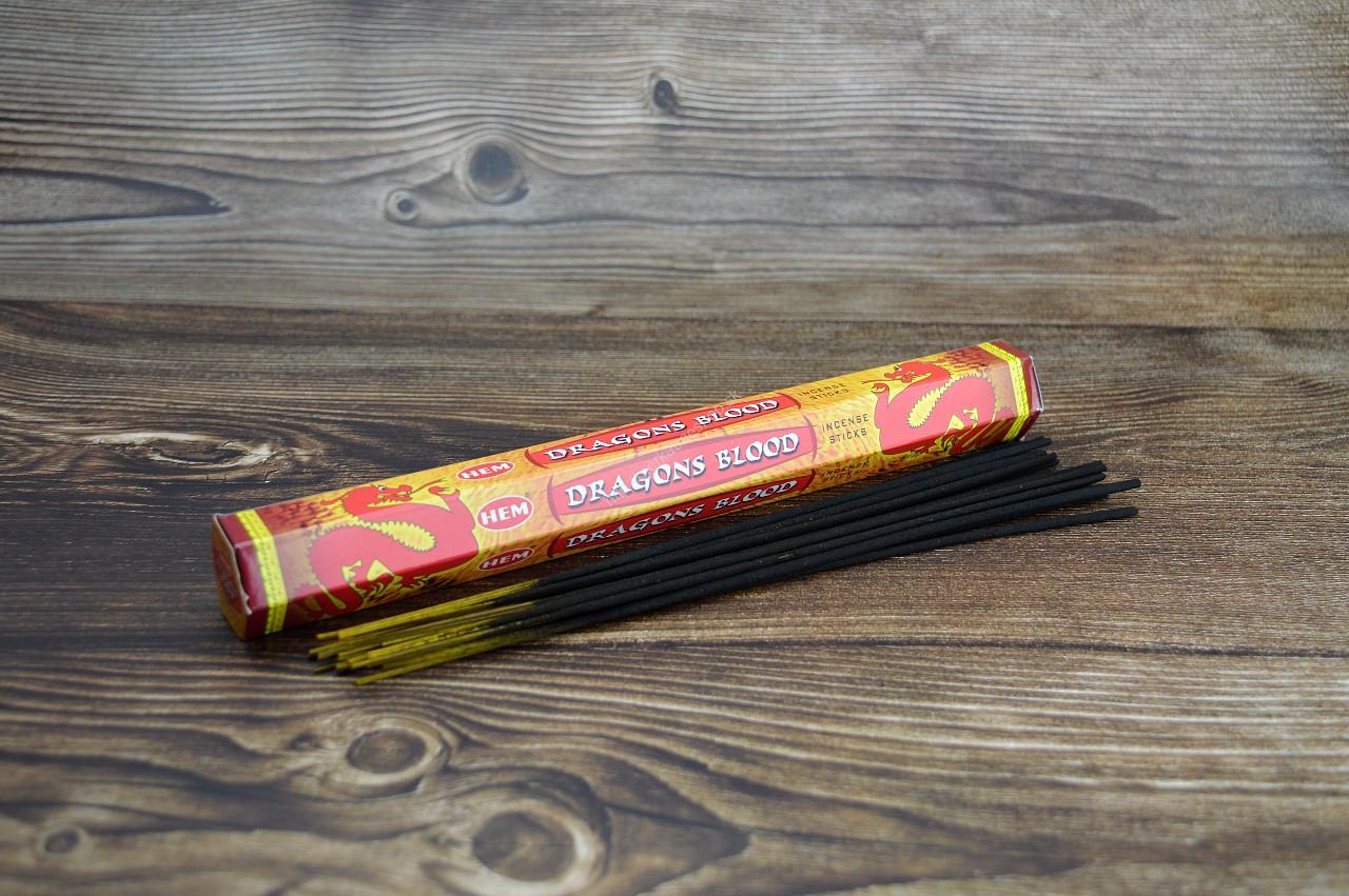 Vonné tyčinky - HEM- Dračia Krv / Dragons Blood 20 ks