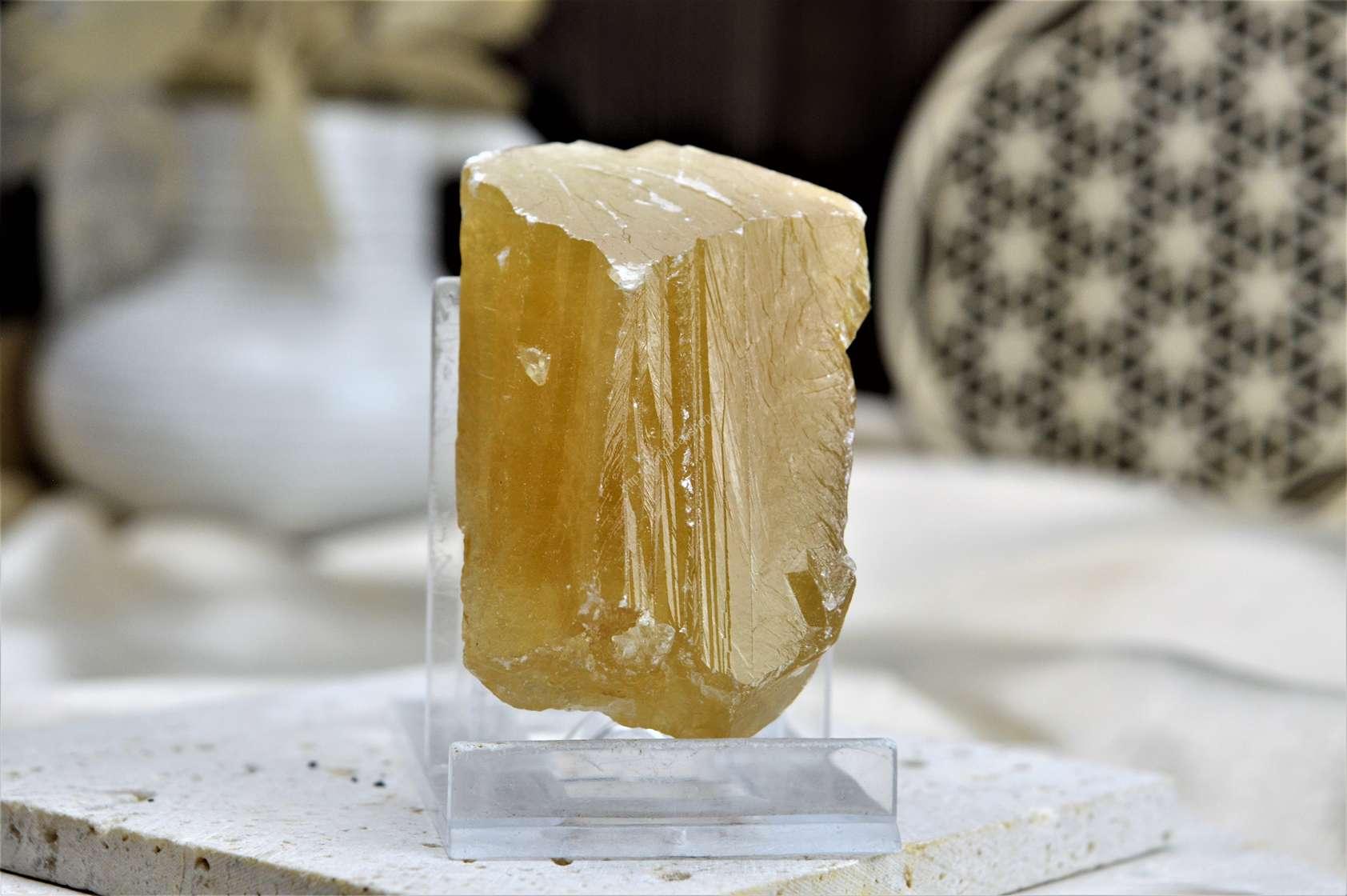 Surový KALCIT medový 2 - Sebaistota, Odvaha, Očista, Anjeli, Radosť