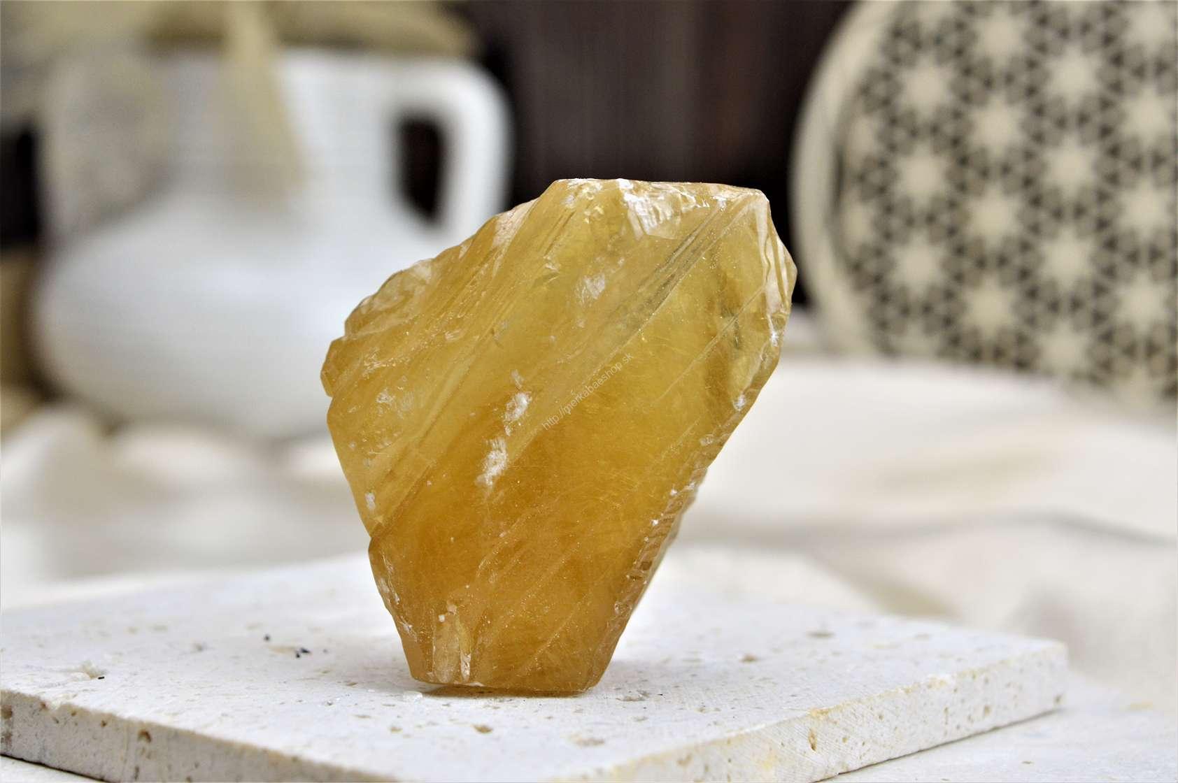 Surový KALCIT medový 3 - Sebaistota, Odvaha, Očista, Anjeli, Radosť