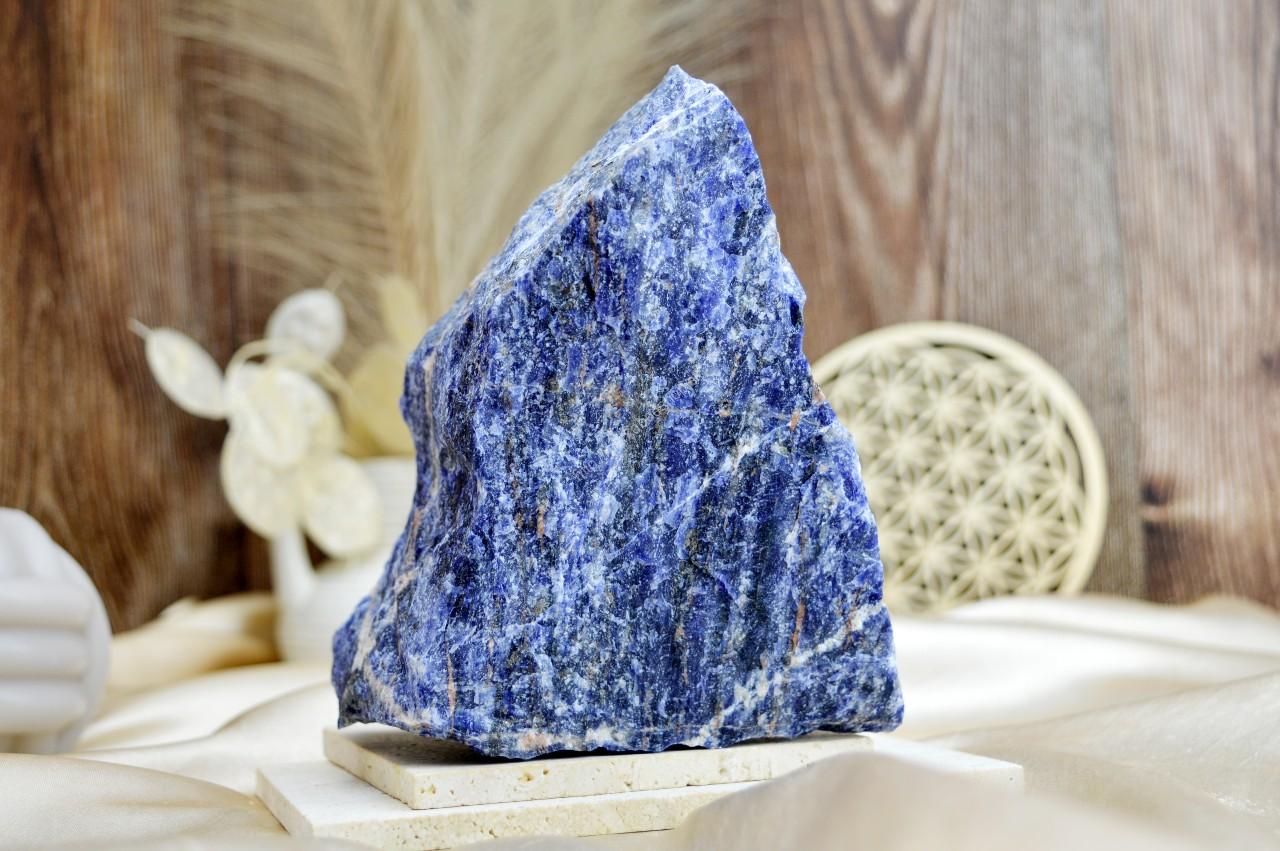 Surový SODALIT #3-1,46kg- Komunikácia, Intuícia, Sústredenie, Uvoľnenie uviaznutých emócií AAA KVALITA