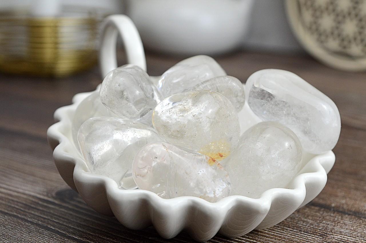 Kamienky KRIŠTÁĽ #L – Svetlo na Zemi, Majster liečiteľ, Manifestovanie, Sila, Energia