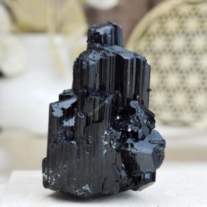 surový ČIERNY TURMALÍN /SKORYL #9 AAA Kvalita – Ochrana, Očista od toxickej energie, Zmierňuje stres a strach