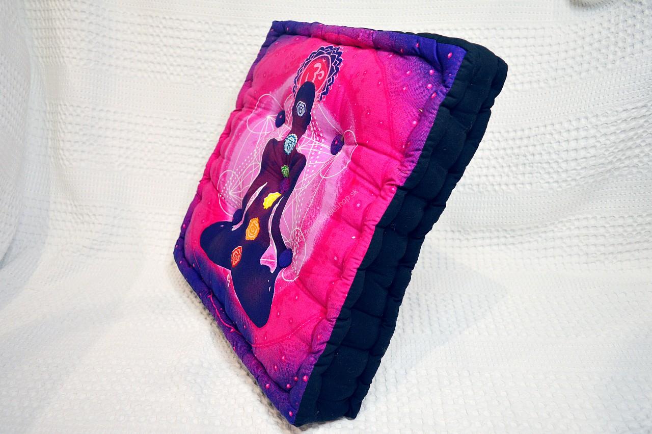 Veľký Meditačný vankúš JOGÍN, 7 ČAKIER a METATRONOV HEXAGON červený štvorcový