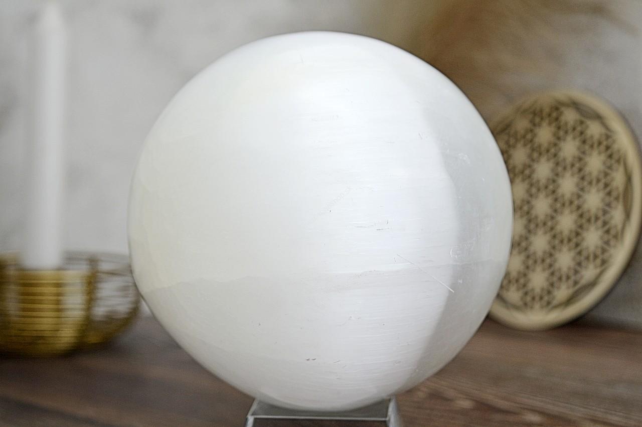SELENITOVÁ Guľa jemných vibrácií - Harmonizácia priestoru 2,3 kg 39,5cm + Krištáľový podstavec – Obrázok 3