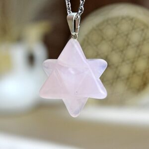 Prívesok MERKABA RUŽENÍN + kožka #veľká - Ochrana, Bezpodmienečná Láska, Sebaláska, Odpustenie, Radosť, Srdcová Čakra