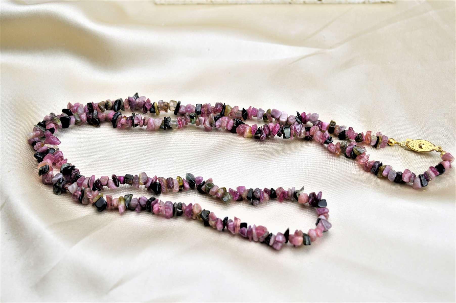 Náhrdelník sekaný Melónový Turmalín + Rubelit ( červený turmalín) – Obrázok 3