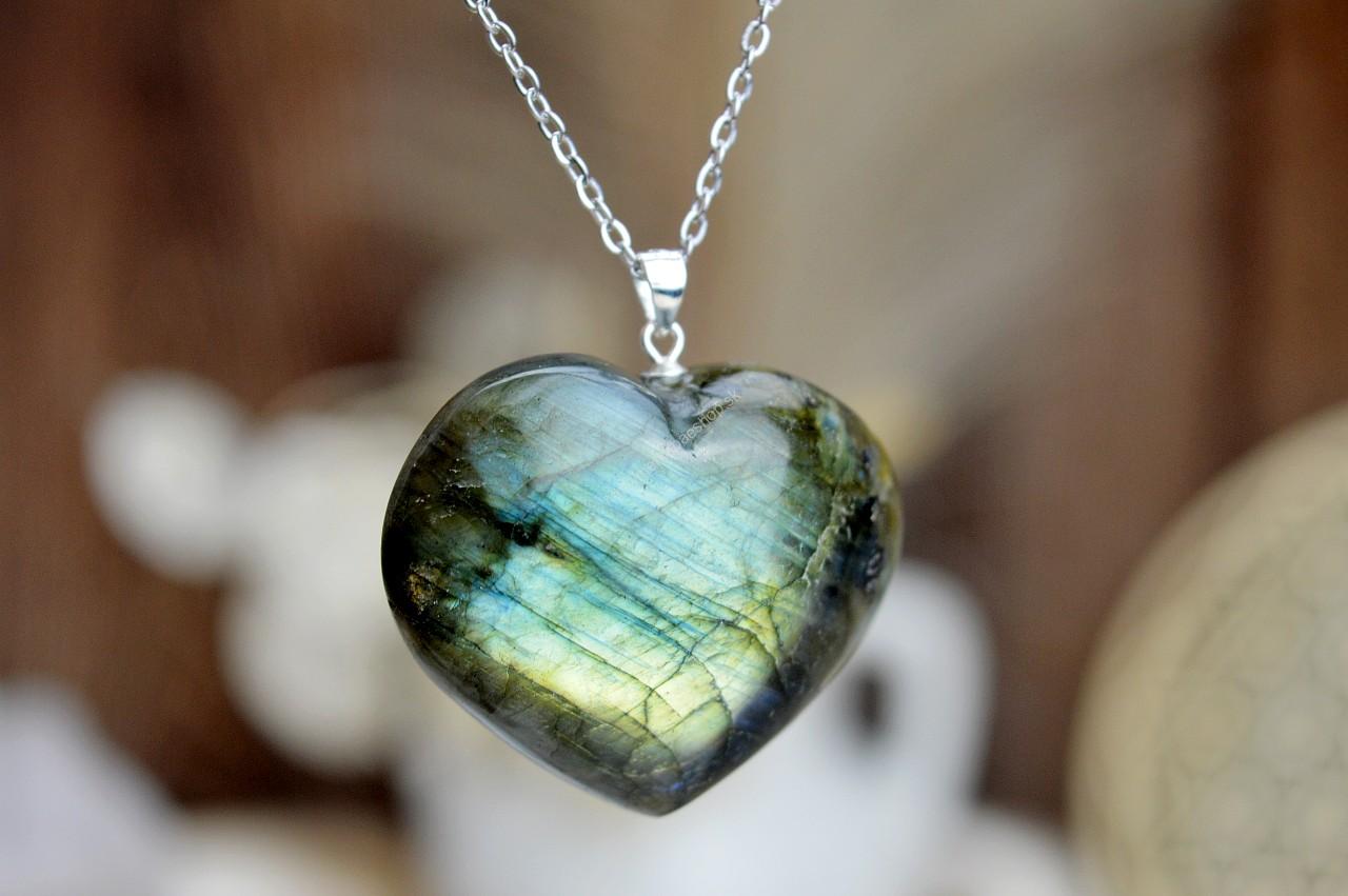 prívesok srdiečko LABRADORIT AG 925 + kožke #2- Intuícia, Ochrana, Premena, Napredovanie, Prekonanie prekážok