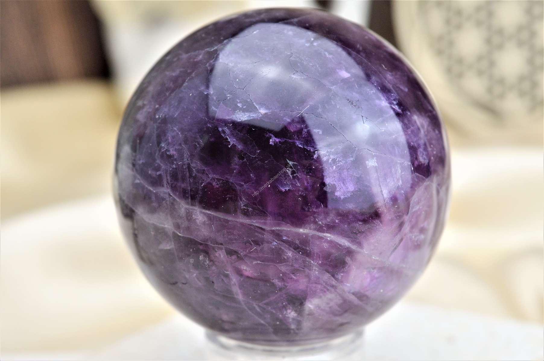 Guľa Jasnej mysle, sústredenia a Božskosti z FLUORITU 1 AAA Kvalita 333g – Obrázok 2