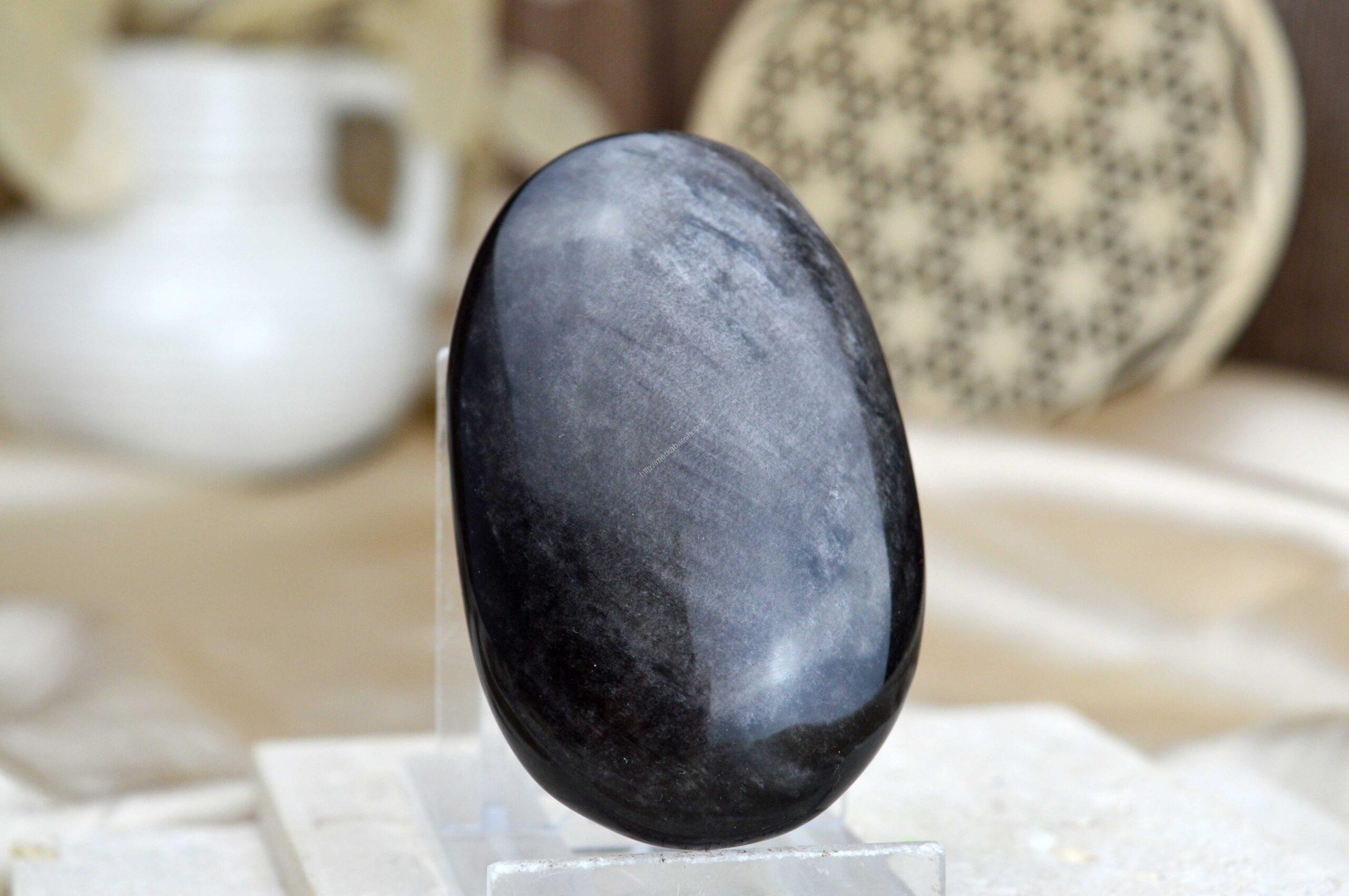 Obsidián Strieborný #2- kameň Manifestácie a Ochrany AAA kvalita