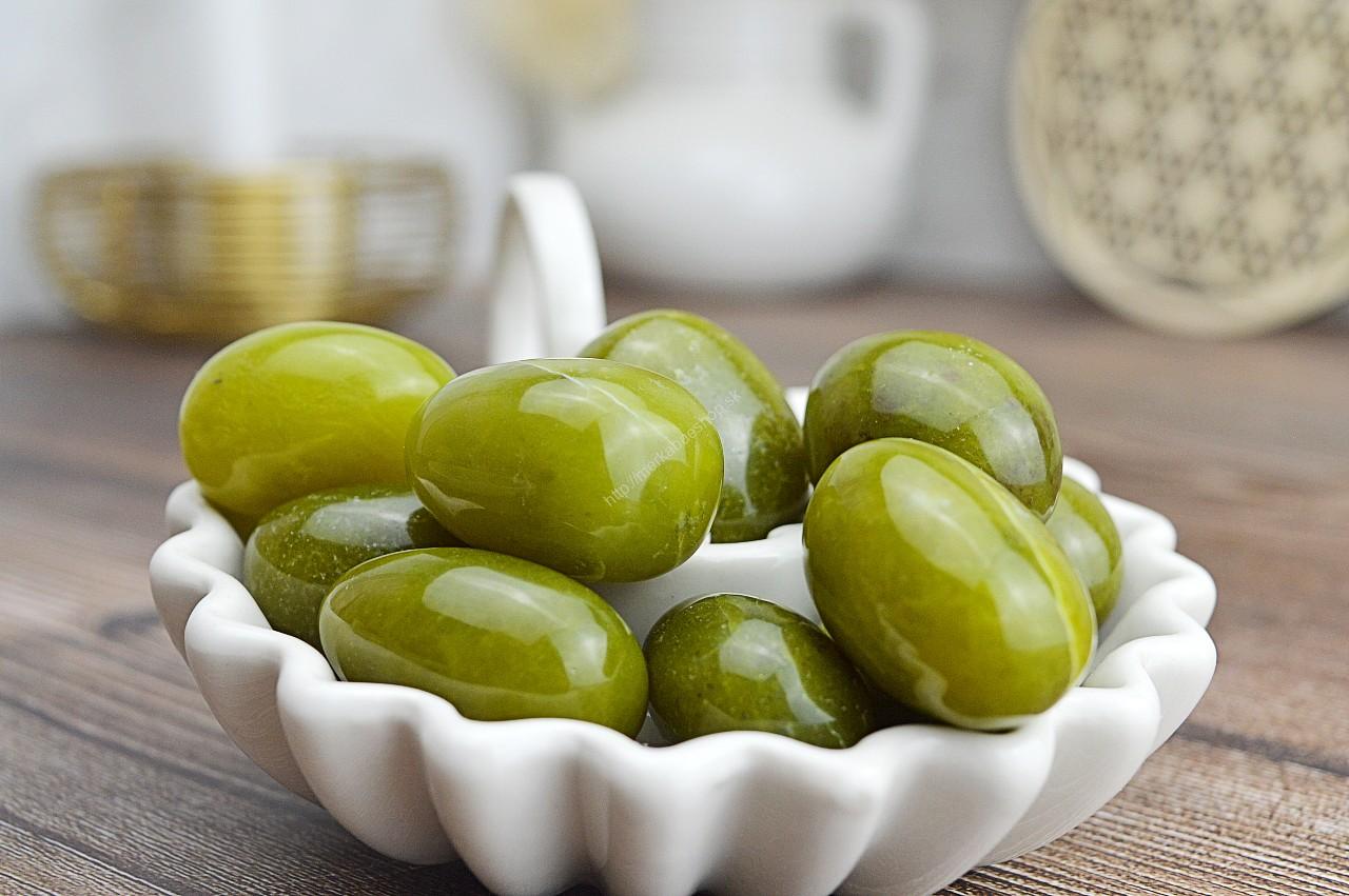 Kamienky SERPENTÍN OLIVOVÝ Prebudenie Kundalini, Súcit, Láska, Otvára srdce, Omladzuje