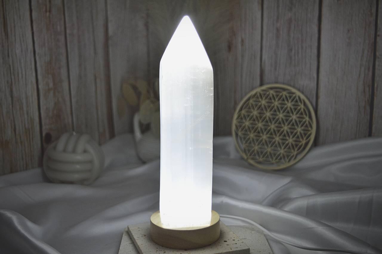 Kruhový drevený LED svetelný podstavec pod Kryštály – Obrázok 2